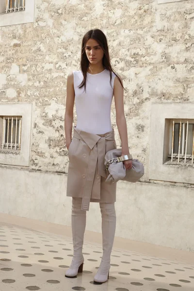 Look 8